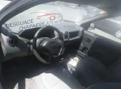 Veículo de Sucata dacia logan ambiance do ano 2011 alimentado k9k k7