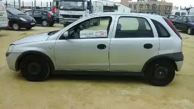 Здавання транспортного засобу opel corsa c club року 2002 потужний z12xe