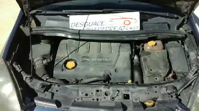 Veículo de Sucata opel zafira b cosmo do ano 2006 alimentado z19dt
