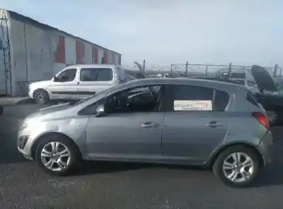 Veículo de Sucata opel corsa d cosmo do ano 2013 alimentado a13dtc