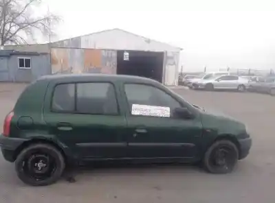 Здавання транспортного засобу renault   року 1999 потужний e7j