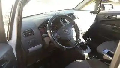 Veículo de Sucata opel zafira b cosmo do ano 2007 alimentado z19dt