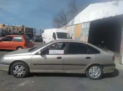 Veicolo di demolizione renault laguna (b56) 2.2 turbodiesel dell'anno 2000 alimentato 