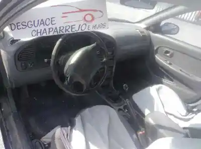 Veículo de Sucata kia shuma 1.5 comfort 5 berlina do ano 2000 alimentado bf