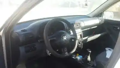 Veículo de Sucata seat toledo (1m2) select do ano 2000 alimentado ahf