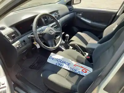 Veículo de Sucata toyota corolla (e12) 2.0 d-4d linea luna berlina do ano 2006 alimentado 1cdftv