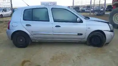 Утилизация автомобиля renault                                            clio ii fase ii (b/cb0)                                                                                                                                                                                                                                    authentique года 2005 питание k9k a7