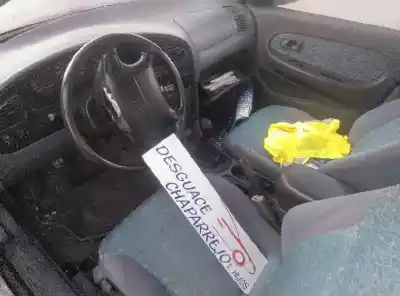 Veículo de Sucata kia sephia ll ls do ano 1999 alimentado g/bf