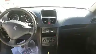 Scrapping Vehicle peugeot 207 confort of the year 2007 powered 8hz