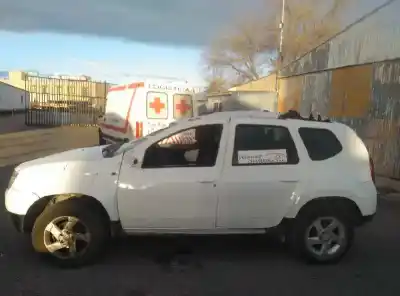Veículo de Sucata dacia duster ambiance 4x2 do ano 2012 alimentado k9k e8