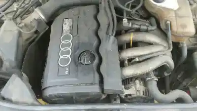 Veículo de Sucata audi a4 berlina (b5) * do ano 1995 alimentado 
