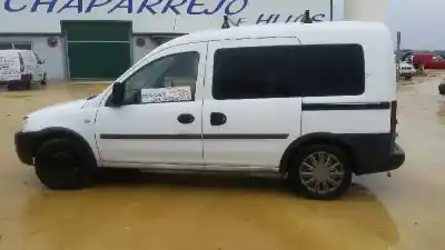Veicolo di demolizione opel combo familiar dell'anno 2005 alimentato z13dt