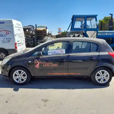 Veículo de Sucata opel corsa d ´´111 years´´ do ano 2006 alimentado z13dtj