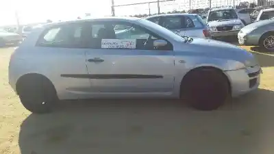 Veicolo di demolizione fiat stilo (192) 1.2 16v dell'anno 2002 alimentato 188a5000