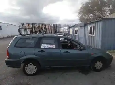 Veicolo di demolizione ford focus turnier (cak) ambiente dell'anno 2002 alimentato c9db