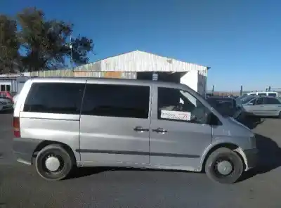 Veículo de Sucata mercedes                                           vito (w638) caja cerrada                                                                                                                                                                                                                                   112 cdi  (638.094)                                                                                                                                                                                                                                         do ano 2001 alimentado 611980