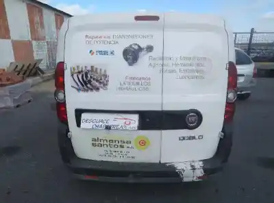 Veículo de Sucata fiat doblo cargo basis kombi do ano 2011 alimentado 198a3000