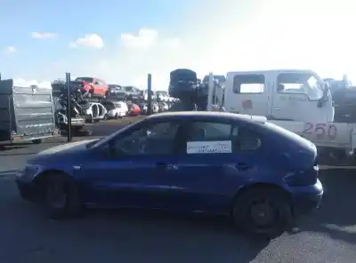 Sloopvoertuig seat leon (1m1) signo van het jaar 2001 aangedreven 