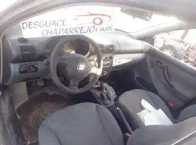Sloopvoertuig seat leon (1m1) signo van het jaar 2001 aangedreven 