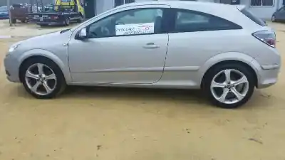 Veicolo di demolizione opel astra gtc enjoy dell'anno 2006 alimentato z14xep