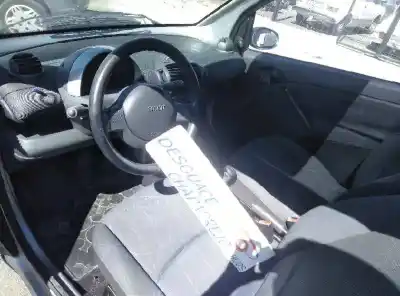 Sloopvoertuig smart cabrio passion van het jaar 2001 aangedreven g 13