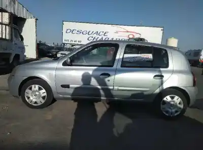 Утилизация автомобиля renault                                            clio ii fase ii (b/cb0)                                                                                                                                                                                                                                    authentique года 2005 питание k9k a7