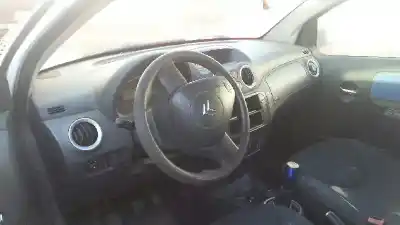 Veículo de Sucata citroen c2 furio do ano 2006 alimentado 8hz