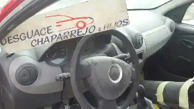 Veículo de Sucata dacia sandero ambiance do ano 2008 alimentado k7j a7