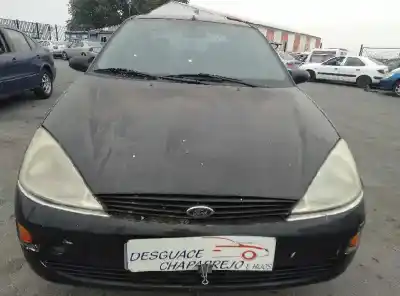 Verschrottungsfahrzeug ford focus berlina (cak) ghia des jahres 2000 angetrieben eddc