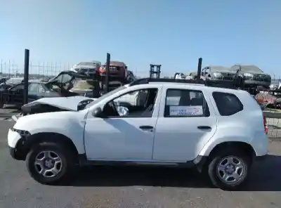 Veículo de Sucata dacia duster laureate 4x2 do ano 2017 alimentado k9k e6