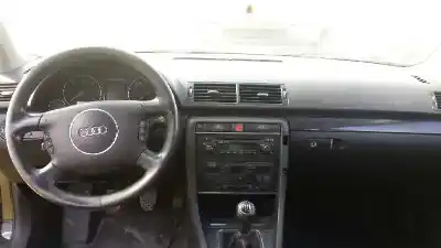 Scrapping Vehicle audi a4 avant (8e) 2.5 tdi (120kw) of the year 2004 powered bdg