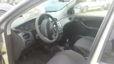 Vehicul casat ford focus turnier (cak) ambiente al anului 2000 alimentat c9dc