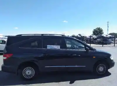 Здавання транспортного засобу ssangyong rodius xdi року 2005 потужний d27dt