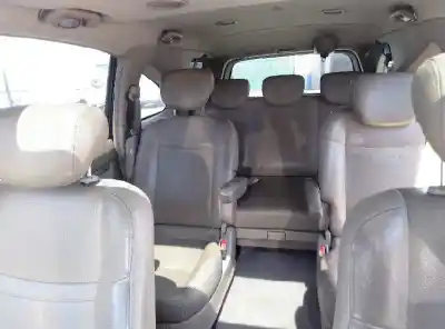 Здавання транспортного засобу ssangyong rodius xdi року 2005 потужний d27dt