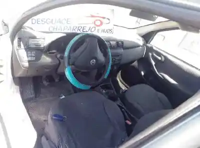 Veicolo di demolizione fiat stilo (192) 1.9 jtd 80 active dell'anno 2003 alimentato 192a3000