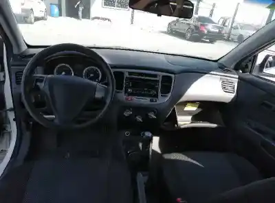 Veículo de Sucata kia rio 1.5 crdi do ano 2006 alimentado d4fa