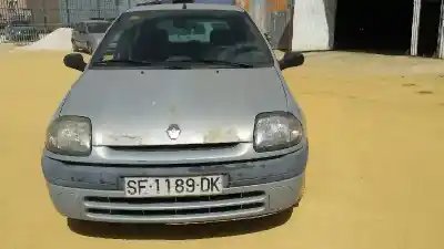 Здавання транспортного засобу renault   року 1998 потужний d7f