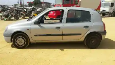 Здавання транспортного засобу renault   року 1998 потужний d7f