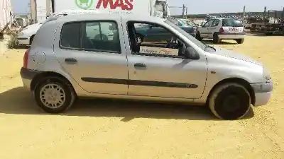 Здавання транспортного засобу renault   року 1998 потужний d7f