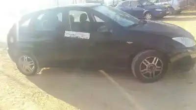 Veículo de Sucata ford focus berlina (cak) ambiente do ano 2001 alimentado c9db