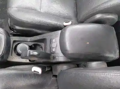 Veículo de Sucata chevrolet captiva 3.2 do ano 2006 alimentado 10hm