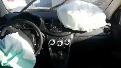 Scrapping Vehicle hyundai i10 classic of the year 2010 powered g4hg