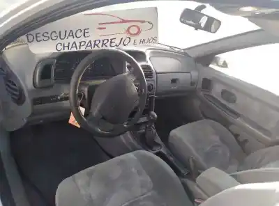 Veículo de Sucata renault laguna (b56) 1.9 dti do ano 1999 alimentado f9q f7