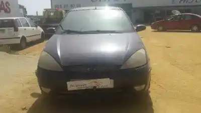 Veicolo di demolizione ford focus turnier (cak) ghia dell'anno 2004 alimentato f9da