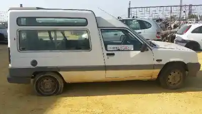 Sloopvoertuig renault express 1.9d (g40) van het jaar 1999 aangedreven f8q