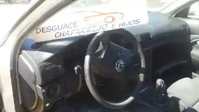 Veículo de Sucata skoda superb (3u4) classic do ano 2005 alimentado awx