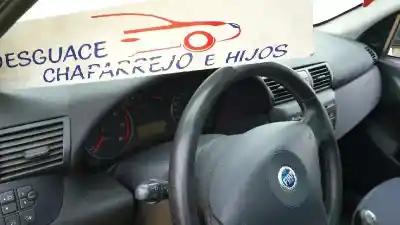 Veicolo di demolizione fiat                                               stilo (192)                                                                                                                                                                                                                                                1.9 jtd / 1.9 jtd 115 active                                                                                                                                                                                                                               dell'anno 2004 alimentato 192a1000
