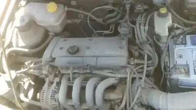 Véhicule à la ferraille ford fiesta 1.2 g de l'année 1996 alimenté dha