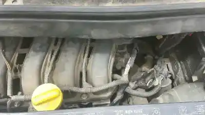 Здавання транспортного засобу renault modus confort dynamique року 2005 потужний k4jg7