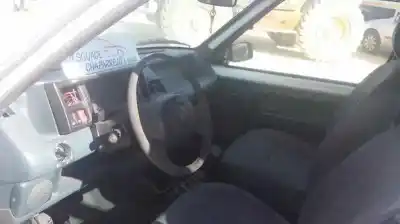 Sloopvoertuig renault express 1.9d (g40) van het jaar 1997 aangedreven f8q